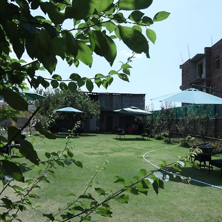 The Jamawar Hotel Srinagar  Bagian luar foto